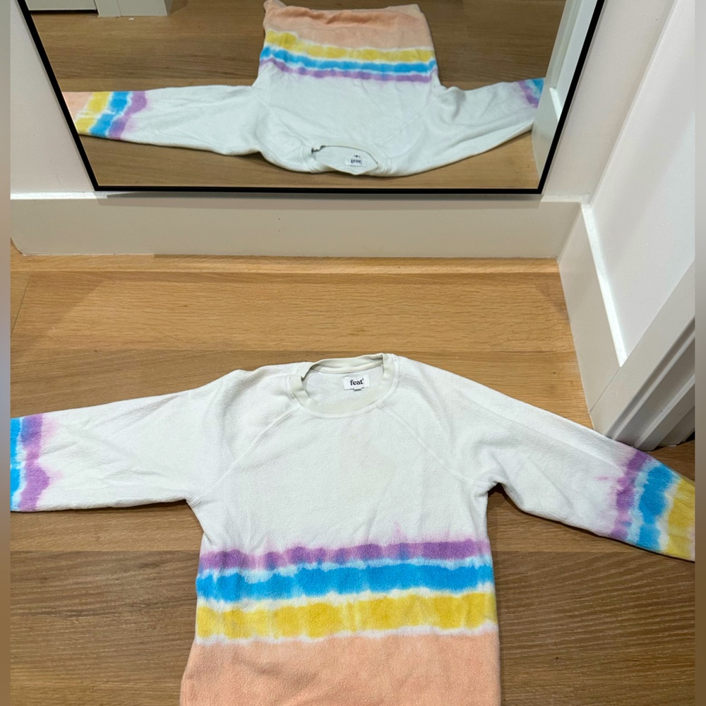 Feat Activewear Multi Colored Sweatshirt
